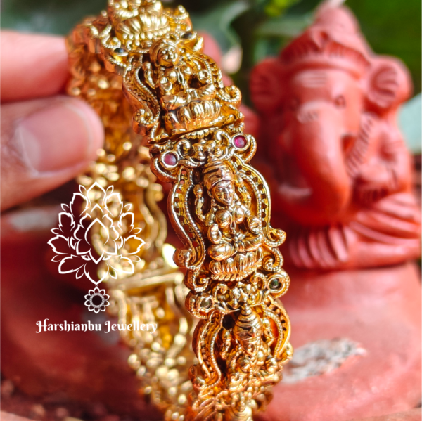 Single lakshmi kada bangle