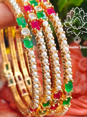 Pearl bangles set