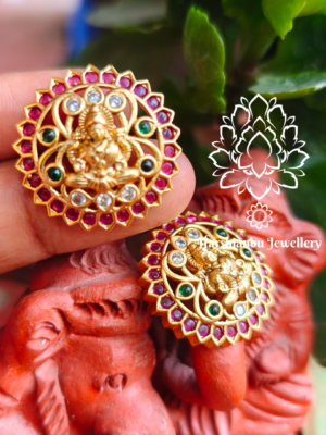 Chakra lakshmi stud