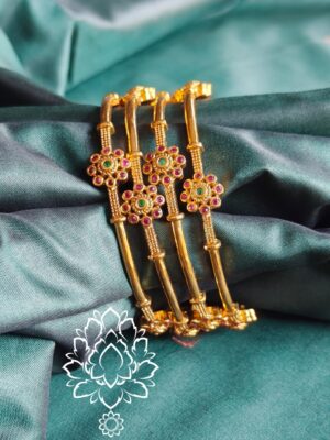 Flower kambi bangles