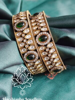 Victorian Kundan bangle with emerald stones