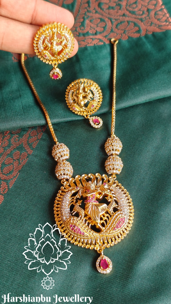 Krishna pendant chain set