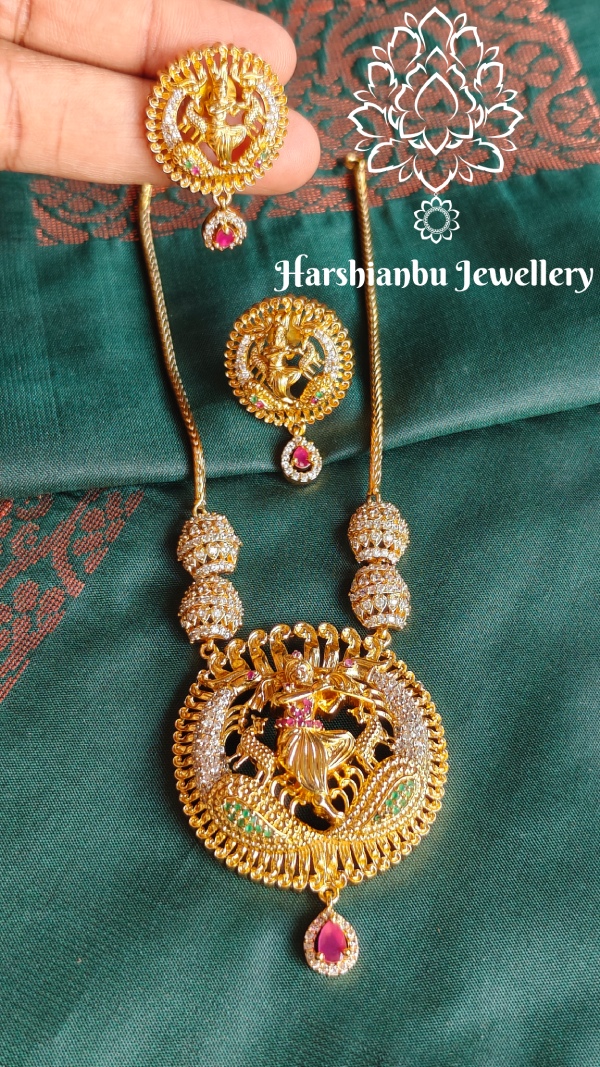 Krishna pendant set