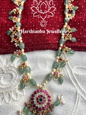 Jadau mala with pendant