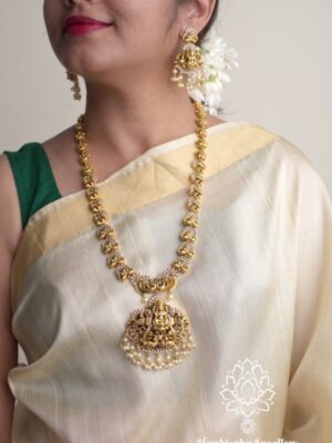 Trendy lakshmi haaram with earrings