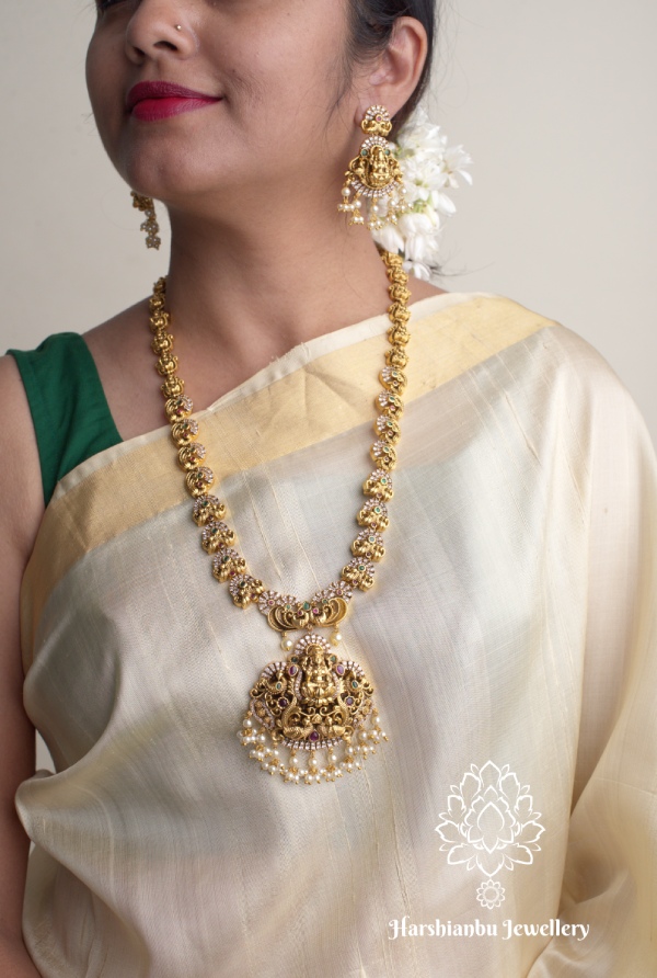 Trendy lakshmi haaram with earrings