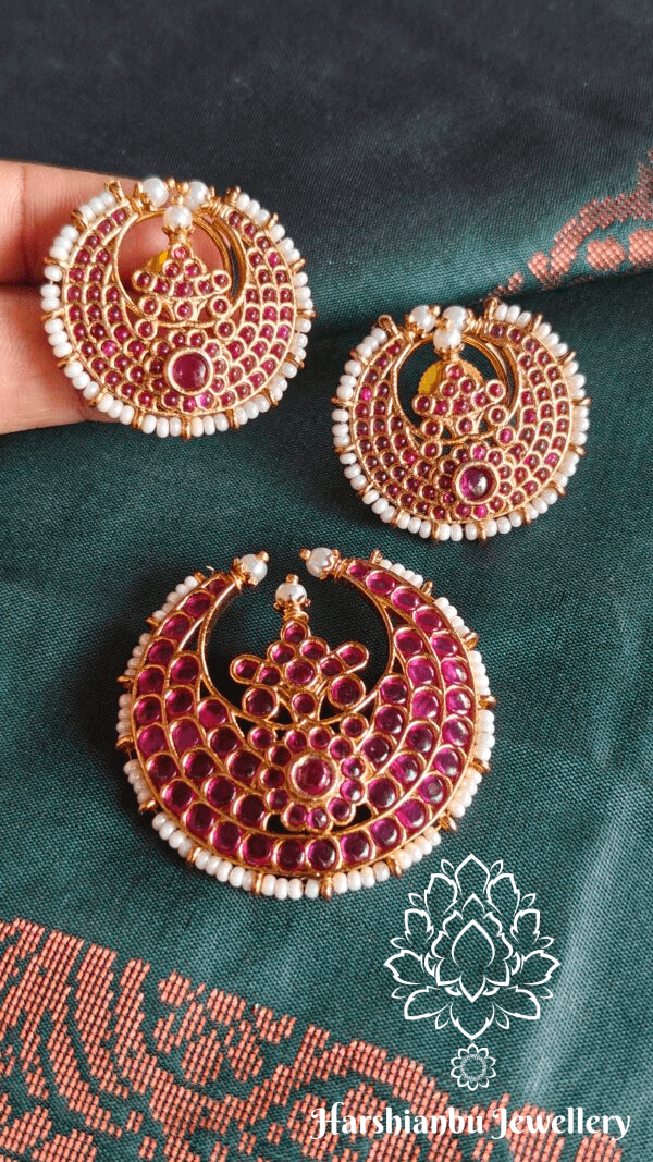 Nritya pendant set