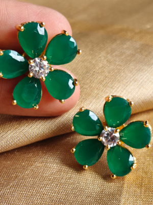 Dark green flower stud