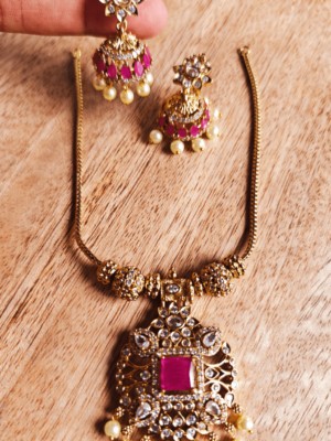 Pendant chain set with jhumkhas (Ruby)