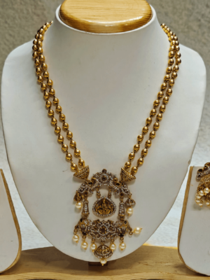 Lakshmi pallaku neckpiece