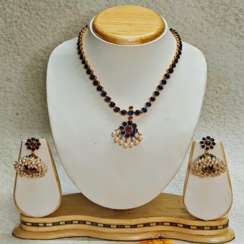 Nritya blue kemp necklace