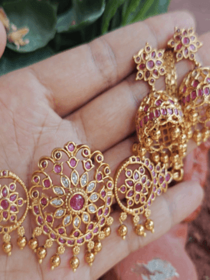 Chakra flower jhumkha set (Ruby white)