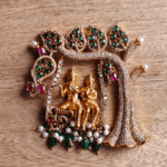 Radha Krishna jhoola emerald pendant