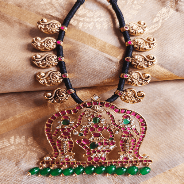 Lalithaparameshwari antique mango necklace