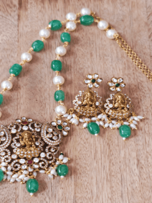 Lakshmi kundan beaded jewellery (Dark green)