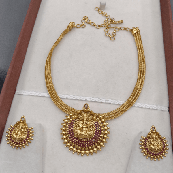 Ruby lakshmi pendant set with chain