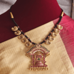 Lingam maanga necklace