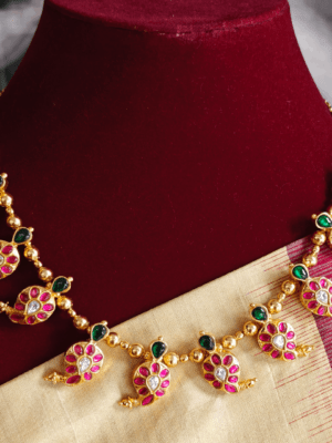 Maanga necklace in kundan jadau (Ruby)