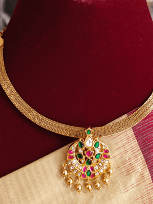 Amirtham attigai necklace (Multicolor)