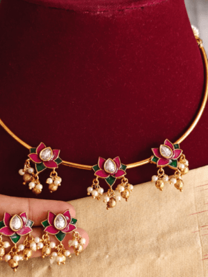 Lotus hasli choker set (3 lotus)