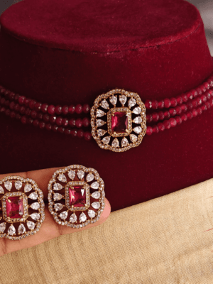 Amala beads with solitaire pendant set (maroon)