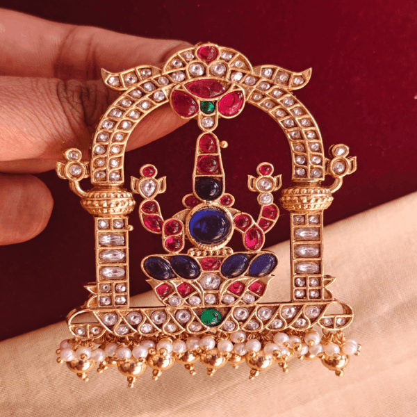 Kundan thiruvachi lakshmi pendant