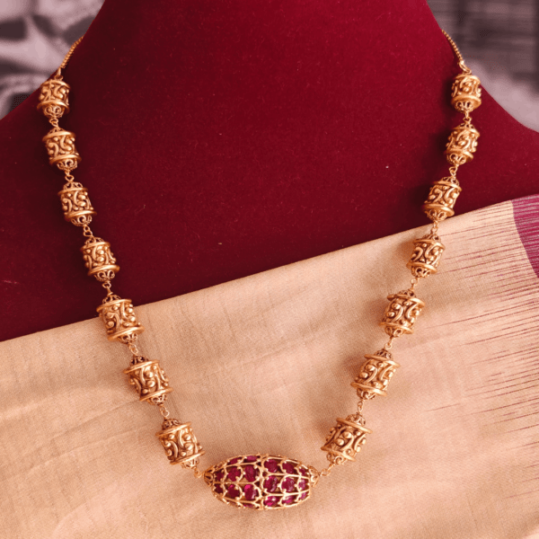 Ruby Damaru antique ball chain