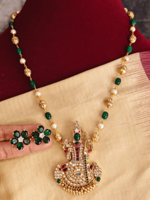 Kundan kamakshi combo with poo stud