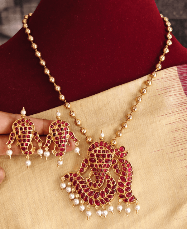 Thumbikkai vinayagar kemp pendant set