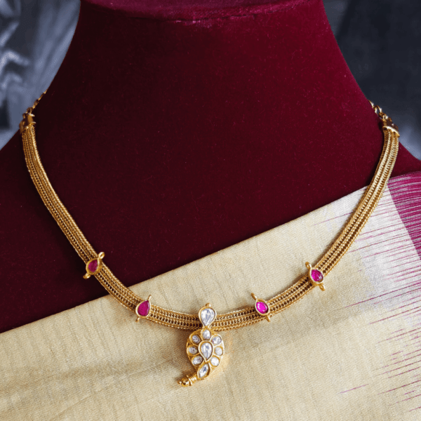 Maanga kundan necklace (White)