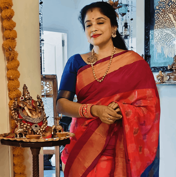 Blue red rakkodi mogappu set with lotus chain