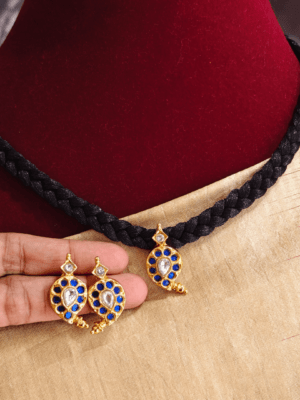 Mango jadau pendant set attached to black rope (Blue)