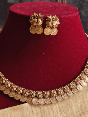 Annam kasu necklace