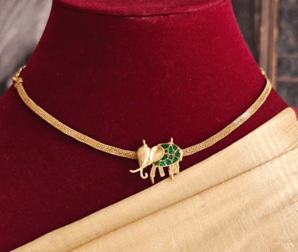 Chic elephant choker (Green)