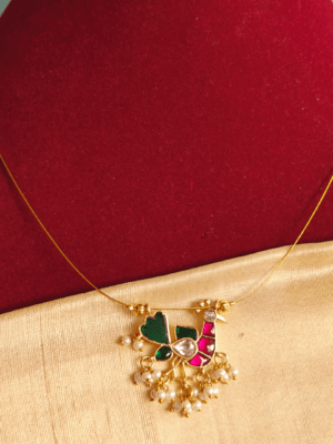 Peacock invisible chain with jadau pendant (Ruby green white)