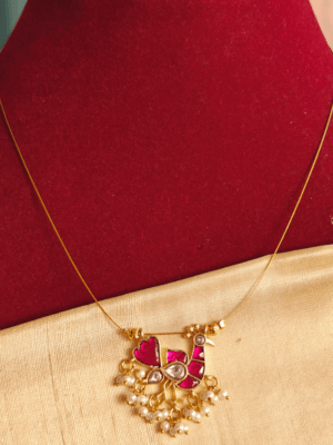 Peacock invisible chain with jadau pendant (Ruby white)