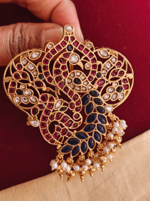 Mayil padhakkam (Blue ruby kundan)