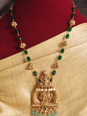 Radha krishna pendant with beads lotus mala