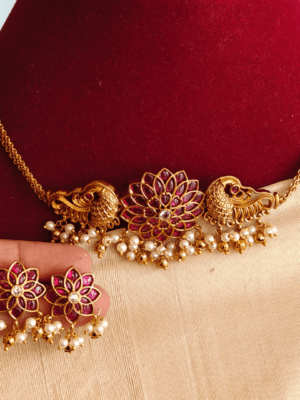 Antique peacock ruby white hridayakamalam choker