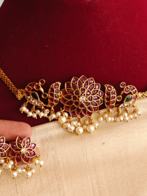 Hridayakalam peacock fusion kemp stone necklace (Ruby white)