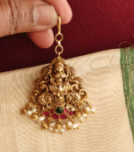 lakshmi maang tikka (ruby emerald )