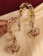 Flower ear cuff