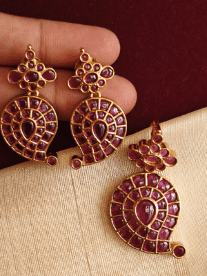 Mango (ruby kemp) pendant set