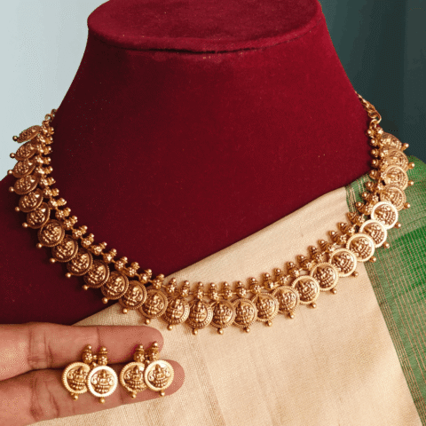 Lakshmi kasu necklace
