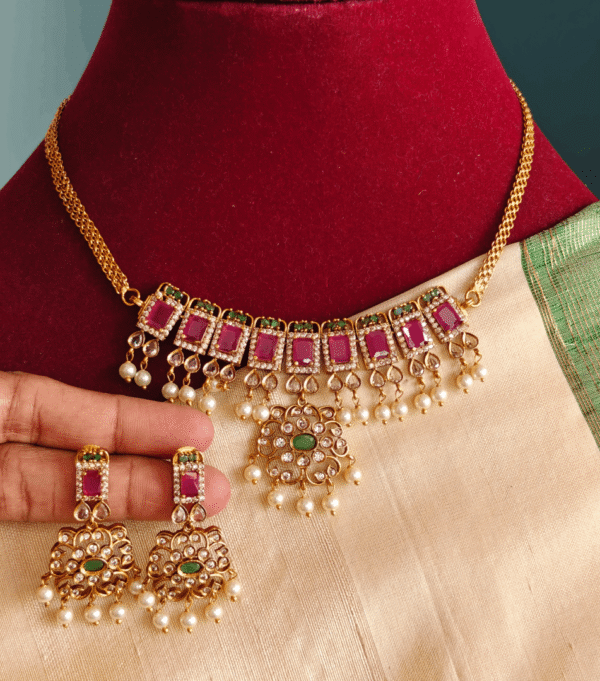 Ruby emerald kattam choker