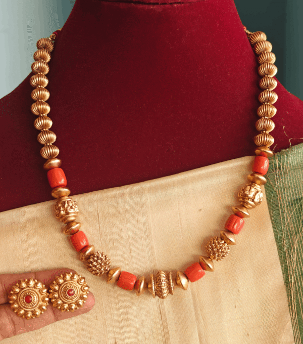Antique coral mala set