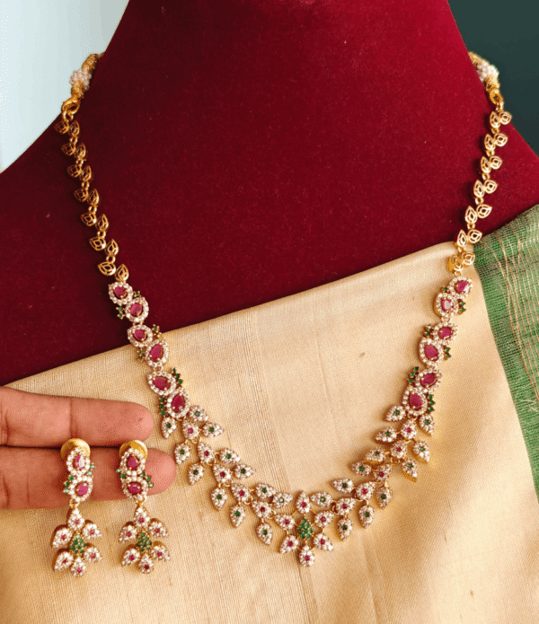 Leaf necklace (Multicolor)