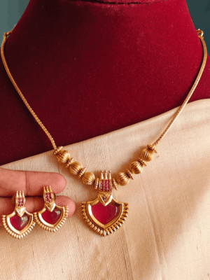 Palakkai red enamel necklace set