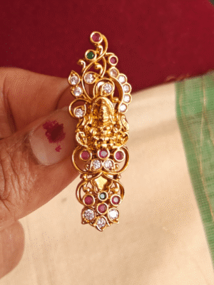 lakshmi saree pin
