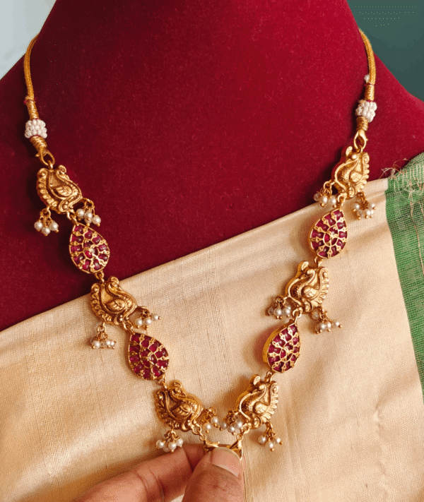 Annam leaf chain